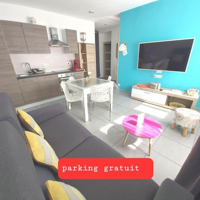 Gite Rdc 42M2 400 M Centre Ville 200 M Gare Tgv Parking Gratuit 250 Places Face Au Logement Arras Dış mekan fotoğraf